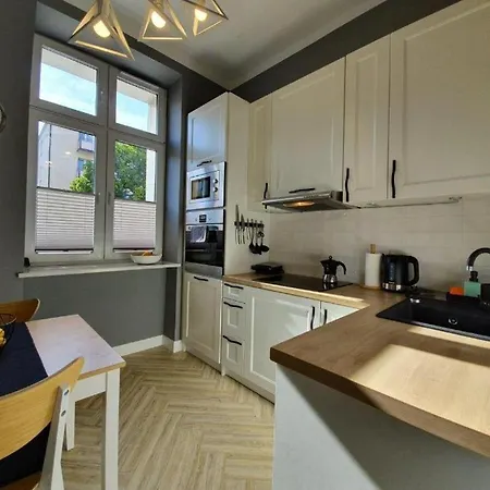 Dworcowa 100 M Do Pkp Kolberg